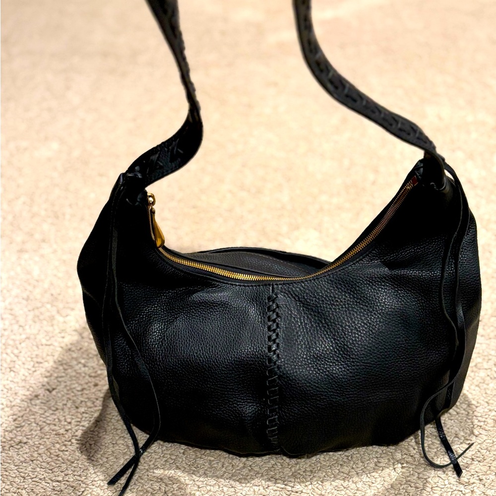 Gorgeous HOBO black pebble soft leather. 
Perfect condition!